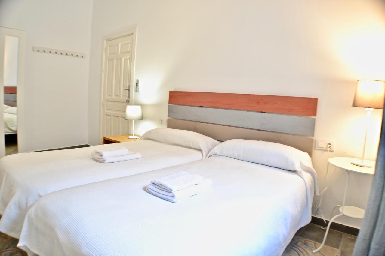 Acogedor Apt 8Pax 4Bdr 2Bth - Cozyhomesevilla1 외부 사진